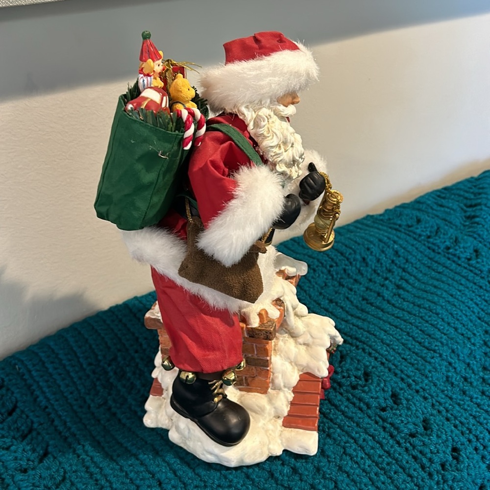 SANTA ON CHIMNEY ROOF - Picture 2 of 4